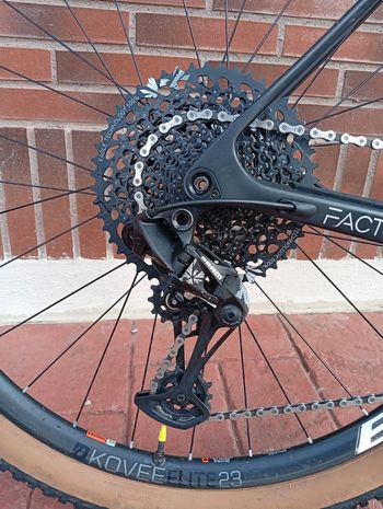Megamo FACTORY 15 2022 2022 Mountainbike usato, Nero — immagine 5 di 10