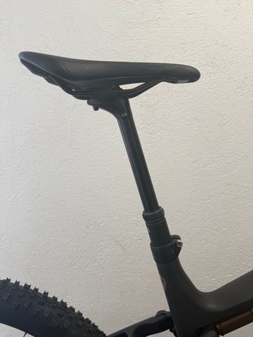 Tweedehands Rotwild R.X1000 ULTRA 2024 2024 Mountainbike — afbeelding 8 van 11