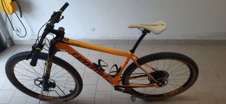 Used Cannondale Fsi Carbon 2 2016 Mountainbike, Orange — image 3 of 10