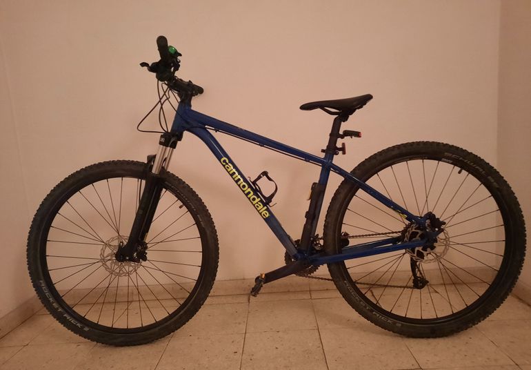 Used Cannondale Trail 6 2023 2023 Mountainbike, Blue, 29 — image 5 of 15