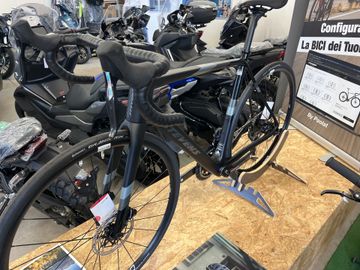 Gebrauchtes Stevens Izoard Force AXS 2024 2024 Road & Gravel, Schwarz — Bild 3 von 5
