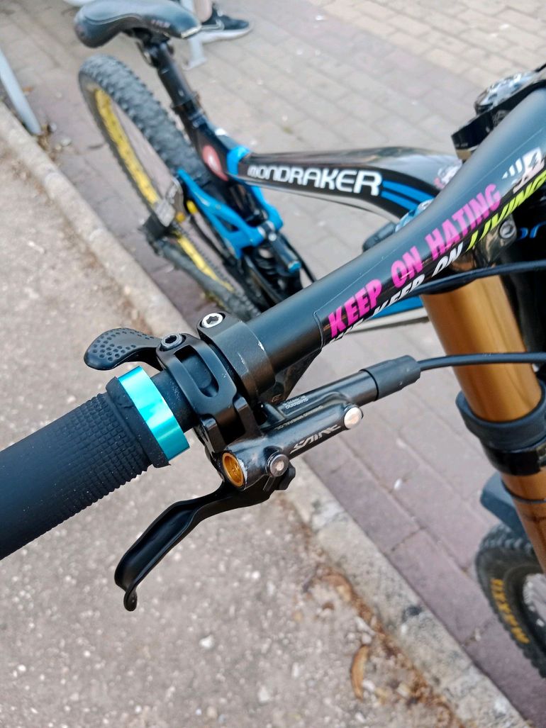 Used Mondraker Summum Shimano Saint 2025 Mountainbike, Blue — image 10 of 10