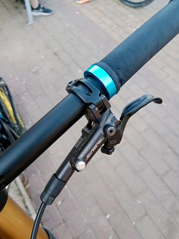 Used Mondraker Summum Shimano Saint 2025 Mountainbike, Blue — image 9 of 10