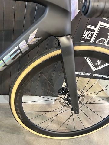 Brugt Trek Domane SLR 6 Gen 4 2024 2024 Road & Gravel — billede 7 af 8