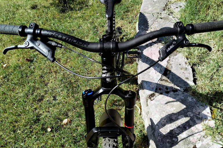 Used Dartmoor Hornet 26 2022 2022 Mountainbike, Black — image 5 of 8
