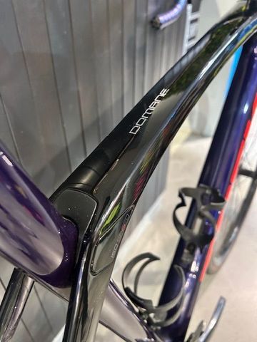 Used Trek Domane SL 6 2022 2022 Road & Gravel, Blue — image 3 of 9