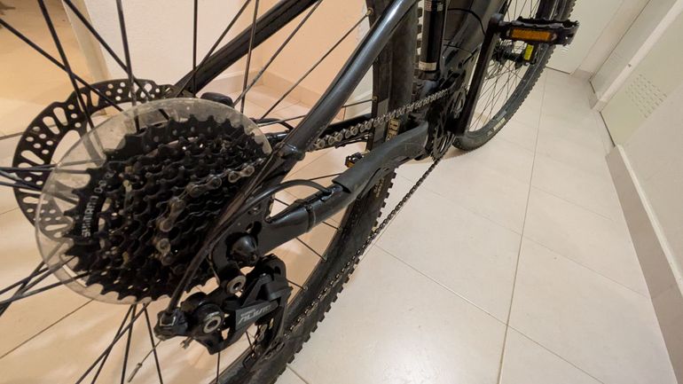 Used Liv Tempt E+ 1 2021 2021 Mountainbike, Black, 29, 27.5 — image 6 of 8