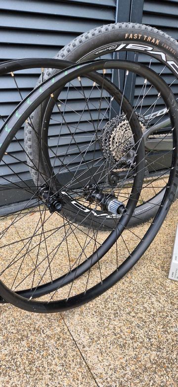 Used Scott Spark RC Team 2022 2022 Mountainbike, Black, 29 — image 9 of 16