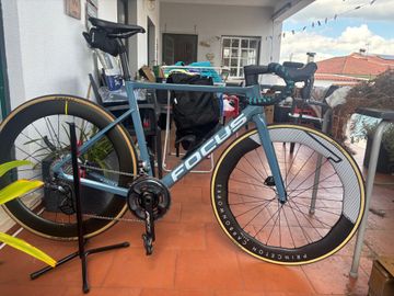 Used Focus IZALCO MAX DISC 8.7 2021 Frameset 2021 Road & Gravel, Blue — image 1 of 3