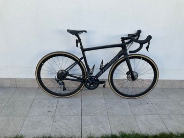 Used Specialized Tarmac SL6 Disc Comp 2023 2023 Road & Gravel, Black — image 1 of 3