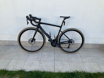 Used Specialized Tarmac SL6 Disc Comp 2023 2023 Road & Gravel, Black — image 2 of 3