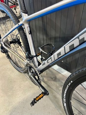 Used Giant ToughRoad SLR GX 1 2019 2019 Road & Gravel, Light Gray — image 8 of 8