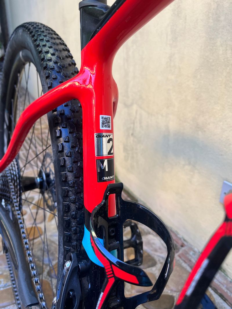 Used Giant Xtc Shimano Deore XT 2018 Mountainbike, Black — image 3 of 3