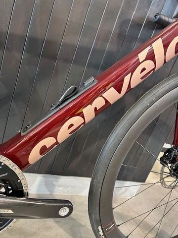 Used Cervélo Caledonia-5 Force AXS 2024 2024 Road & Gravel, Red — image 7 of 7
