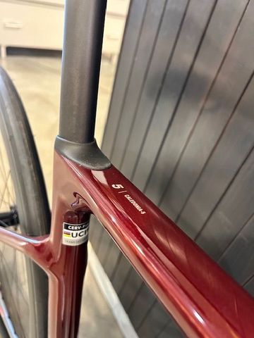 Used Cervélo Caledonia-5 Force AXS 2024 2024 Road & Gravel, Red — image 2 of 7