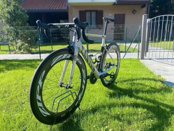Used Canyon Aeroad CF SLX 9.0 LTD 2018 2018 Road & Gravel, Light Gray — image 2 of 6