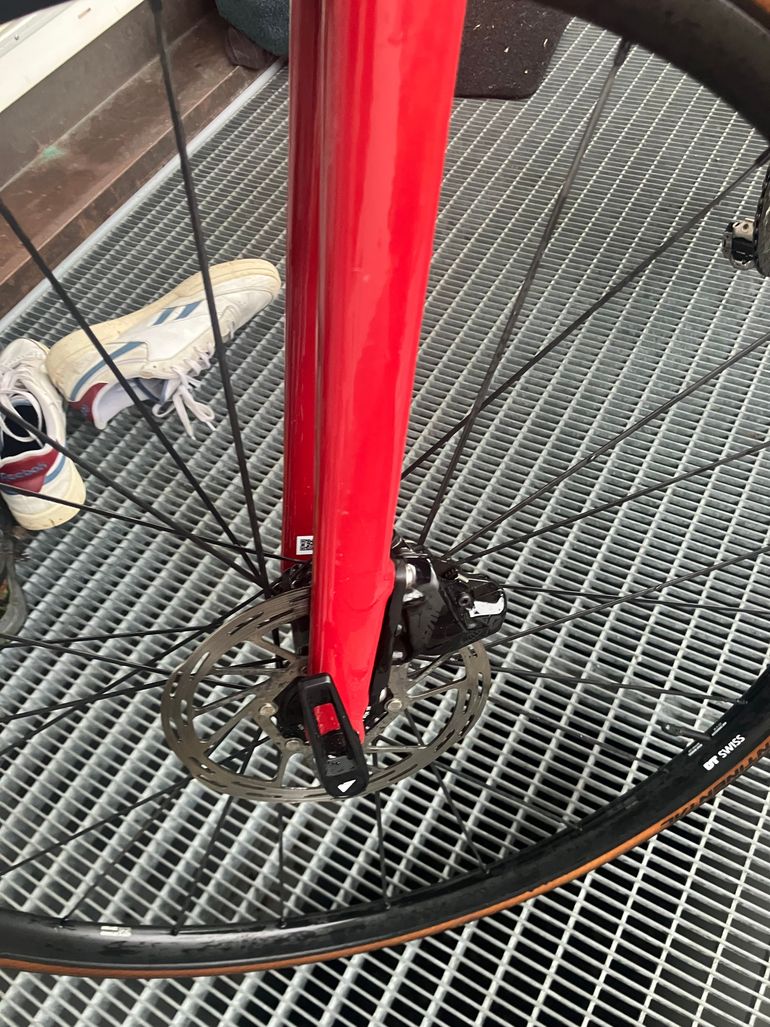 Used Canyon Ultimate CF SL 7 Disc eTap 2022 2022 Road & Gravel, Red — image 2 of 10