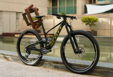 Used Scott Spark RC Team Issue TR 2024 2024 Mountainbike, Black, 29 — image 9 of 13