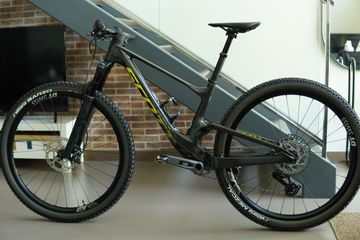 Used Scott Spark RC Team Issue TR 2024 2024 Mountainbike, Black, 29 — image 13 of 13