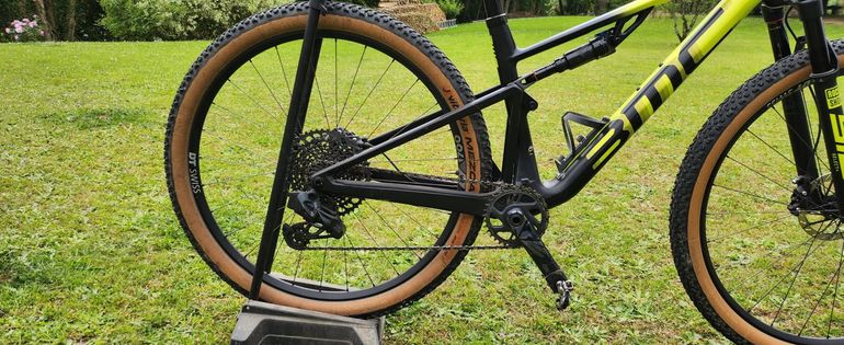 Used BMC Fourstroke 01 TWO 2023 2023 Mountainbike, Black, 29 — image 2 of 3