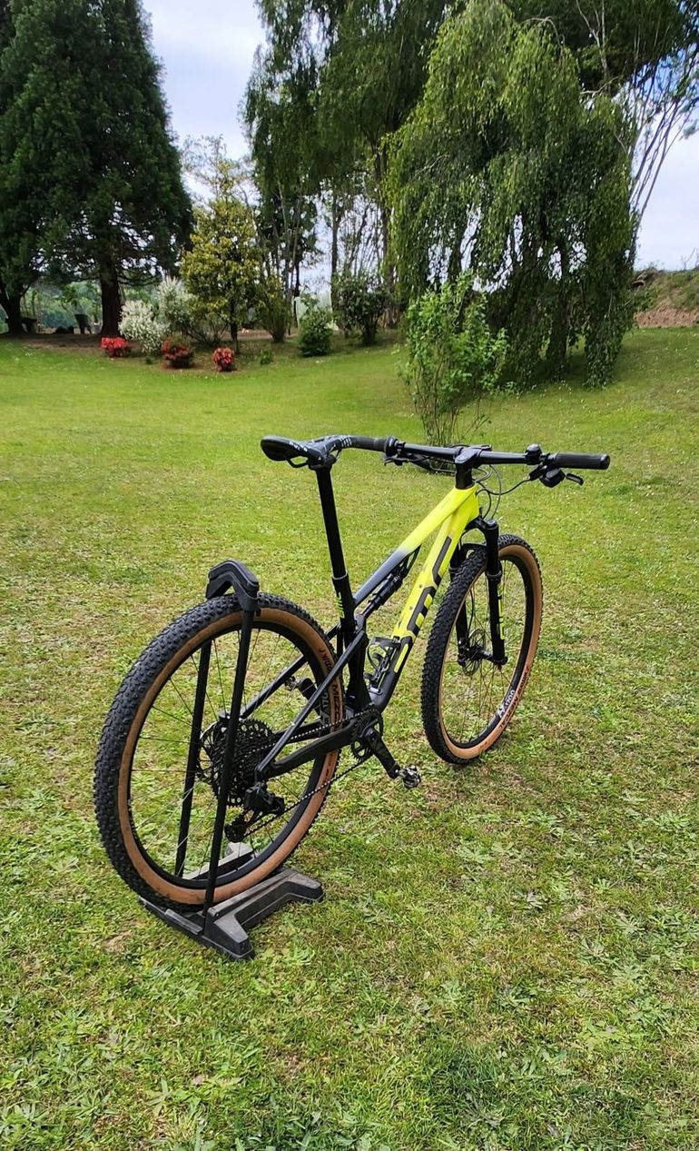 Used BMC Fourstroke 01 TWO 2023 2023 Mountainbike, Black, 29 — image 3 of 3