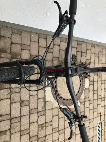 Focus Spine C SL 2017 Mountainbike usato, Nero — immagine 7 di 7