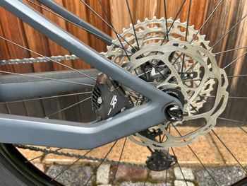 Used Canyon Lux Trail CF 7 2022 2022 Mountainbike — image 14 of 18