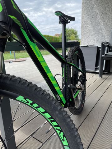 Used Scott Scale 760 2017 Mountainbike, Black — image 2 of 8