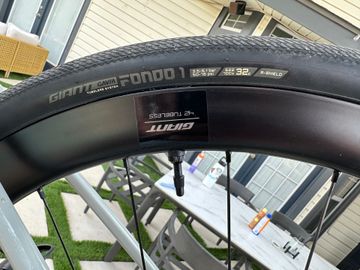 Used Giant Defy SRAM Force eTap AXS 2021 Road & Gravel, Light Gray — image 7 of 9