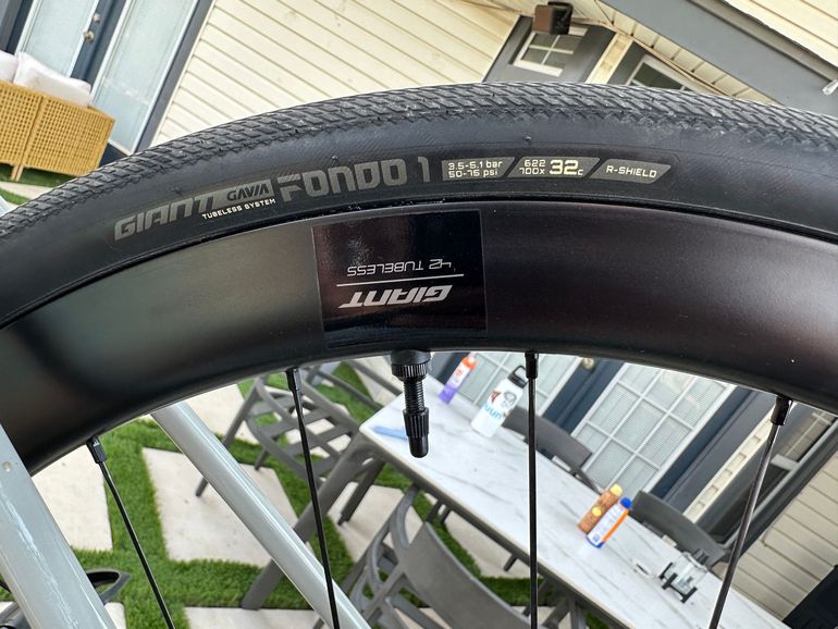 Used Giant Defy SRAM Force eTap AXS 2021 Road & Gravel, Light Gray — image 7 of 9