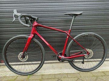 Used Merida SILEX 4000 2024 2024 Road & Gravel, Red — image 2 of 3