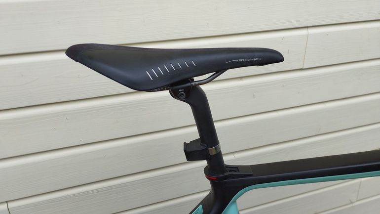 Used Orbea GAIN M10i 2022 2022 Road & Gravel — image 2 of 6