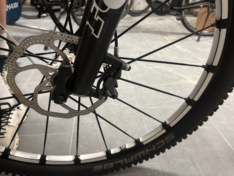 Brugt Canyon Nerve AL 9.9 2017 Mountainbike — billede 14 af 19