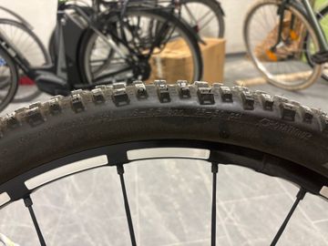 Canyon Nerve AL 9.9 2017 Mountainbike usato, Grigio chiaro — immagine 15 di 19