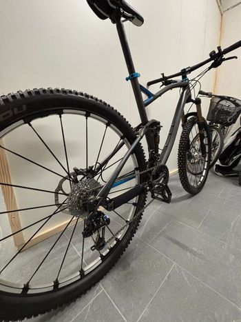 Brugt Canyon Nerve AL 9.9 2017 Mountainbike — billede 2 af 19