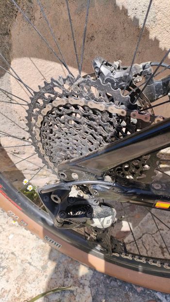 Used Specialized Epic SRAM X0 2016 Mountainbike, Red — image 2 of 6