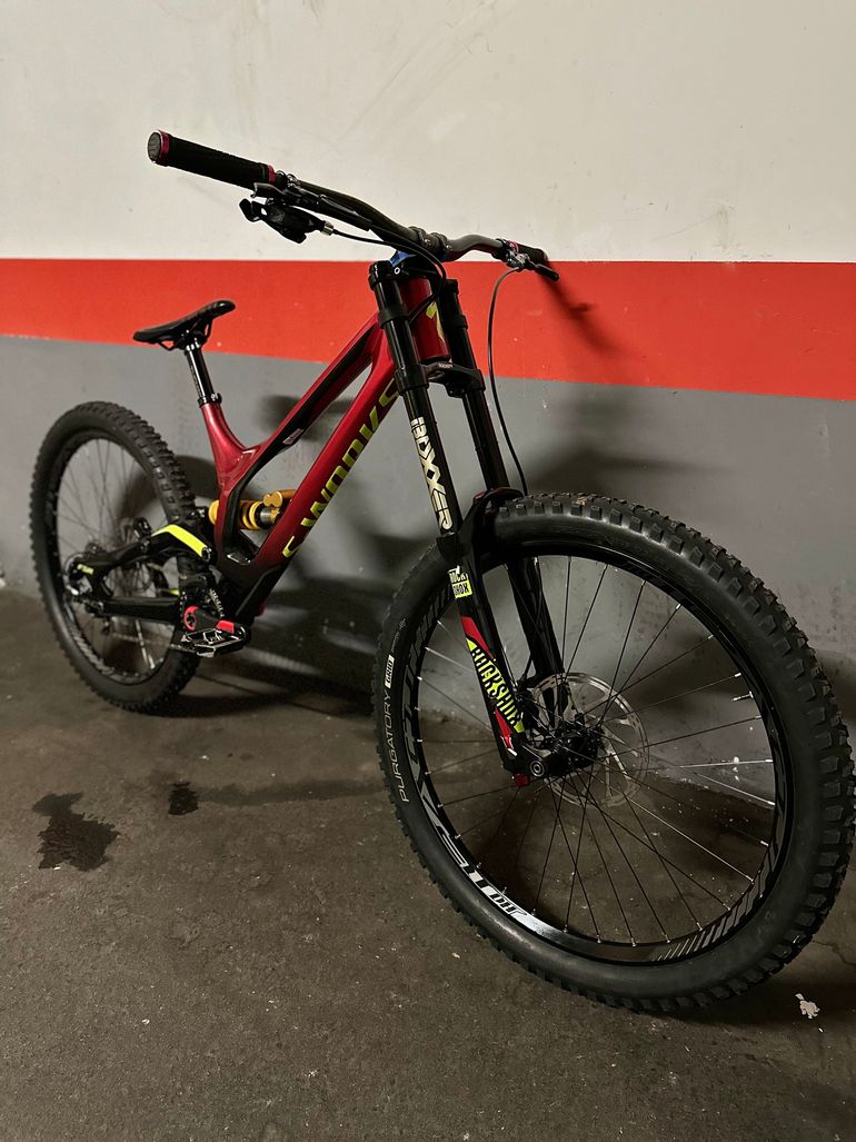 Gebrauchtes Specialized Demo 8 2017 Mountainbike, Rot — Bild 2 von 6