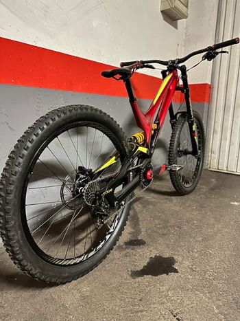 Gebrauchtes Specialized Demo 8 2017 Mountainbike, Rot — Bild 6 von 6