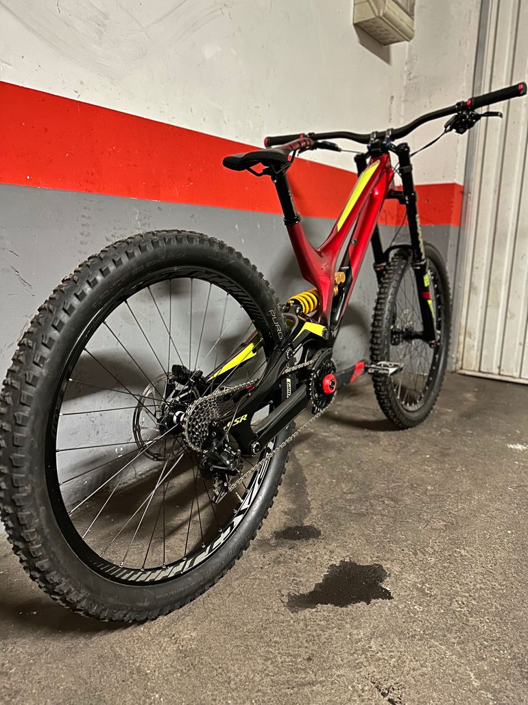 Gebrauchtes Specialized Demo 8 2017 Mountainbike, Rot — Bild 6 von 6