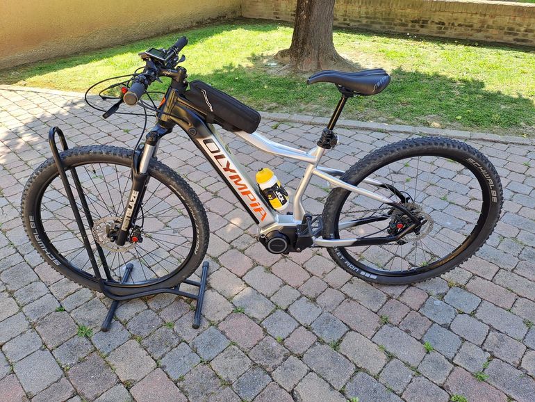 Cicloturismo Mountain Bike Donne In Bici Da Corsa Olympia