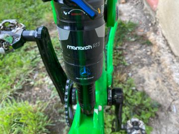 Used Transition Enduro 2020 Mountainbike, Green — image 2 of 5