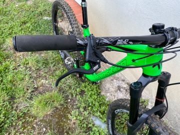 Used Transition Enduro 2020 Mountainbike, Green — image 5 of 5
