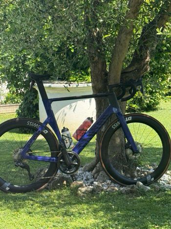 Used Canyon Aeroad Shimano Ultegra Di2 2024 Road & Gravel, Blue — image 4 of 4