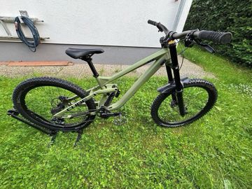 Used CUBE TWO15 RACE 27.5 2023 2023 Mountainbike, Green, 27.5 — image 2 of 8