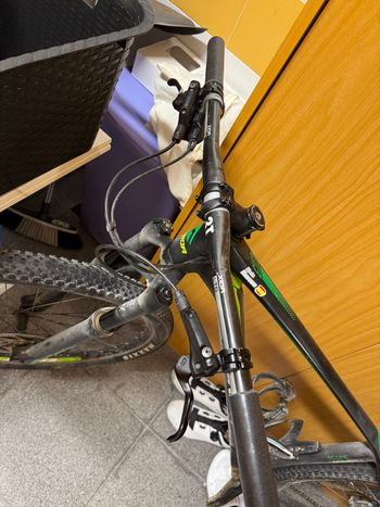 Used Merida BIG.NINE 4000 2022 2022 Mountainbike, Black, 29 — image 4 of 5