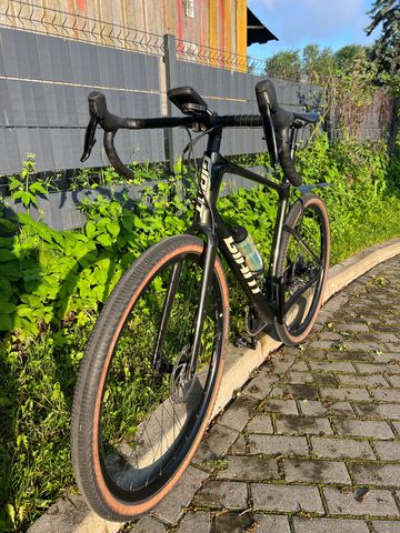 Used Giant Revolt, Advanced 1 2022 2022 Road & Gravel, Green — image 3 of 4