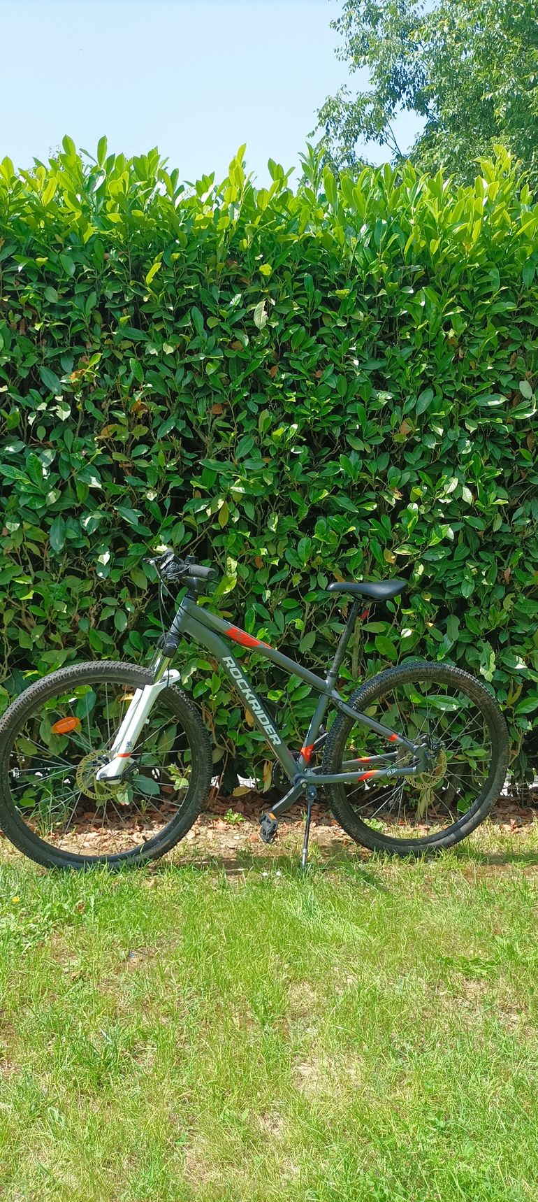 Used ROCKRIDER Rockrider St 120 2022 Mountainbike, Light Gray — image 1 of 4