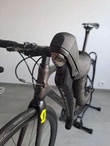 Used Scott Addict 10 disc 2019 2019 Road & Gravel, Black — image 6 of 10