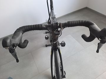 Used Scott Addict 10 disc 2019 2019 Road & Gravel, Black — image 9 of 10