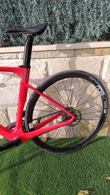 Used Mendiz F9 2024 Road & Gravel, Red — image 3 of 15